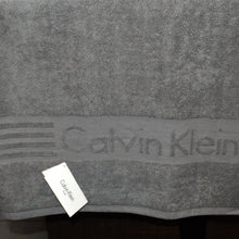 Load image into Gallery viewer, AT-60 Calvin Klein Plain Towel
