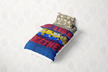 Load image into Gallery viewer, KCS-04 Minions Comforter
