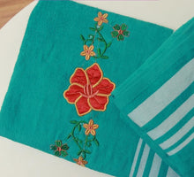 Load image into Gallery viewer, AT-41 Floral garden Towel
