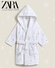 Load image into Gallery viewer, BR-09 Stars All Over Bathrobe
